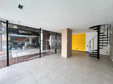 Ponto Comercial para alugar, 53m² no Várzea, Teresópolis
