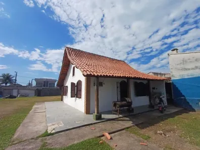 Casa com 2 Quartos para alugar, 50m² no Pontal de Santa Marina, Caraguatatuba