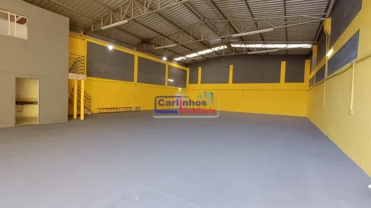 Galpão/Depósito/Armazém para alugar, 365m² no Bandeirinhas, Betim