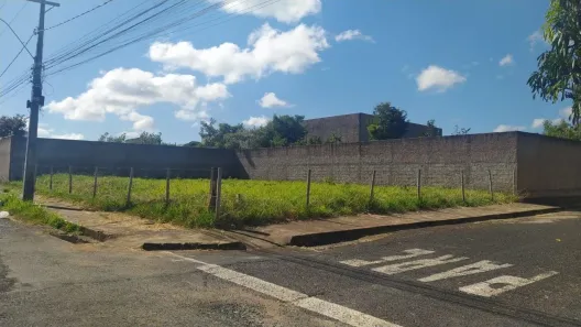 Lote/Terreno à venda, 437m² no Tibery, Uberlândia