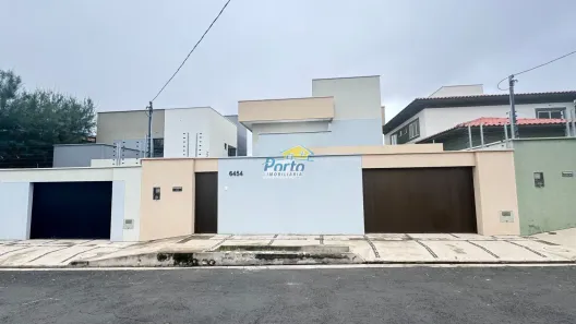 Casa com 4 Quartos à venda, 360m² no Uruguai, Teresina