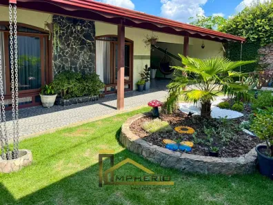 Casa com 5 Quartos à venda, 510m² no Centro, Quitandinha