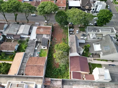 Lote/Terreno à venda, 675m² no Hauer, Curitiba