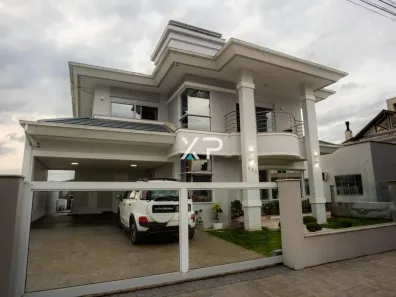 Casa com 3 Quartos à venda, 245m² no Pedra Branca, Palhoça
