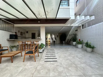 Casa com 3 Quartos à venda, 159m² no Embaré, Santos