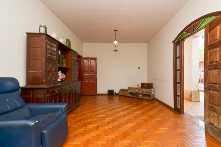 Casa com 6 Quartos à venda, 360m² no Santa Inês, Belo Horizonte
