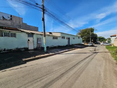 Casa com 1 Quarto à venda, 150m² no Setor Residencial Leste, Brasília