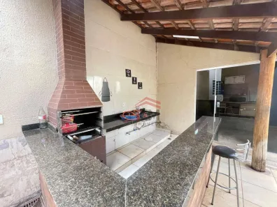 Casa com 3 Quartos à venda, 150m² no Setor Negrão de Lima, Goiânia