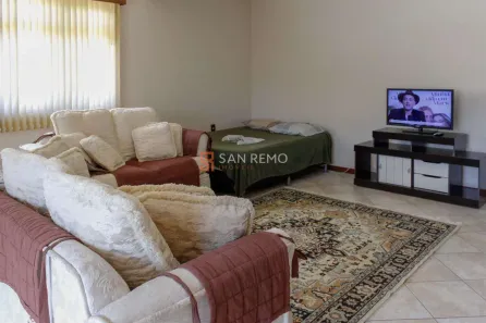 Casa com 5 Quartos para alugar, 312m² no Campeche, Florianópolis
