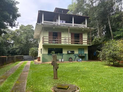 Sobrado com 3 Quartos à venda, 326m² no Samambaia, Mairiporã
