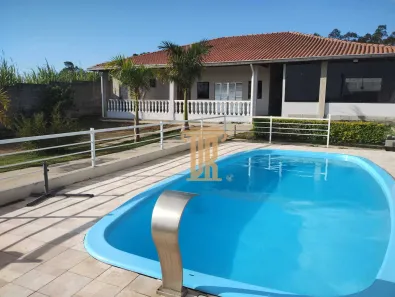 Fazenda/Sítio com 3 Quartos à venda, 1183m² no Centro, Caçapava