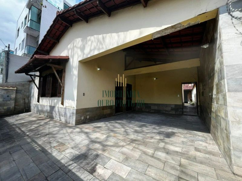Casa com 5 quartos — Santa Branca, Belo Horizonte