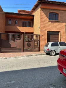 Sobrado com 4 Quartos à venda, 230m² no Jardim Helena, São Paulo