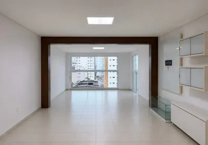 Apartamento com 3 Quartos para alugar, 210m² no Tambaú, João Pessoa