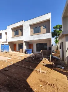 Casa com 2 Quartos à venda, 77m² no Cancela Preta, Macaé