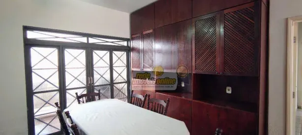 Casa com 3 Quartos para alugar, 123m² no Jardim Alexandre Campos, Uberaba