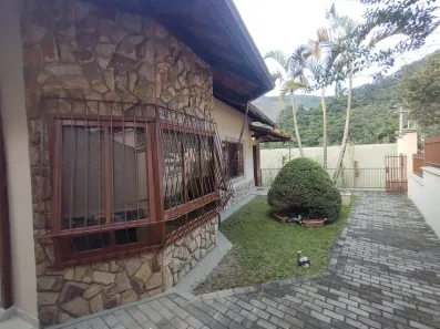 Casa com 3 Quartos à venda, 246m² no Cônego, Nova Friburgo