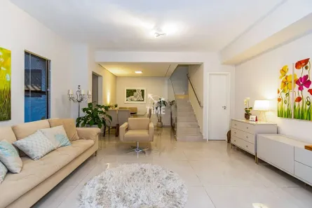 Sobrado com 3 Quartos à venda, 138m² no Tingui, Curitiba