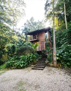 Sobrado com 2 Quartos à venda, 95m² no Massaguaçu, Caraguatatuba