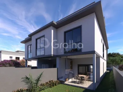 Casa com 3 Quartos à venda, 111m² no Carianos, Florianópolis