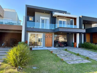 Casa de Condomínio com 4 Quartos à venda, 220m² no XANGRI-LÁ, Xangri-lá