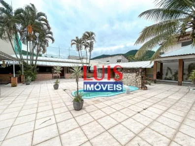 Casa com 3 Quartos à venda, 260m² no Engenho do Mato, Niterói