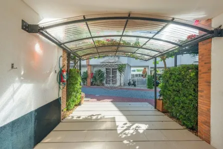Casa de Condomínio com 2 Quartos à venda, 73m² no Armação do Pântano do Sul, Florianópolis