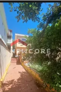 Sobrado com 4 Quartos à venda, 236m² no Vila Floresta, Santo André