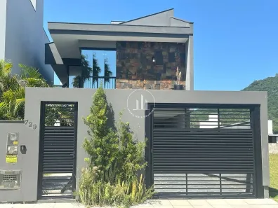 Casa com 3 Quartos à venda, 390m² no Beira Rio, Biguaçu