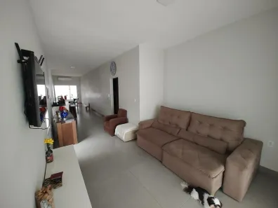 Casa com 3 Quartos para venda ou aluguel, 190m² no Tibery, Uberlândia