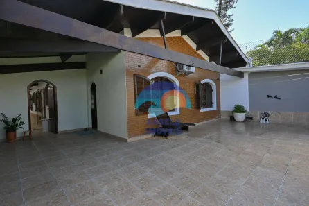 Casa com 3 Quartos à venda, 146m² no Parque Balneário Oásis, Peruíbe