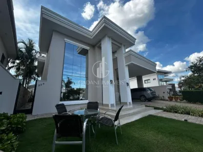 Casa com 3 Quartos à venda, 286m² no Eunice, Sinop