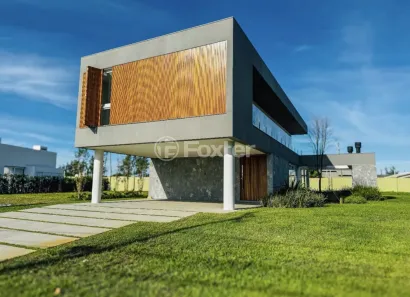 Casa de Condomínio com 5 Quartos à venda, 341m² no Centro, Xangri-Lá
