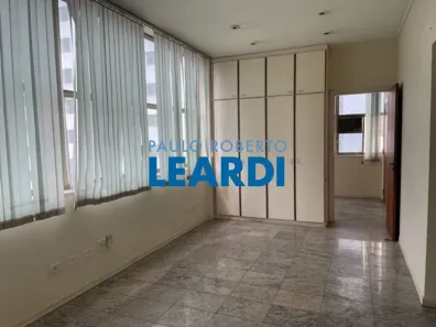 Ponto Comercial para alugar, 213m² no Bela Vista, São Paulo
