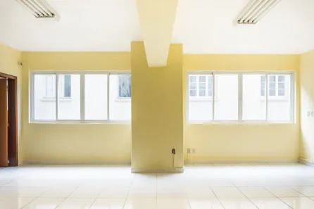 Sala Comercial à venda, 75m² no Centro Histórico, Porto Alegre