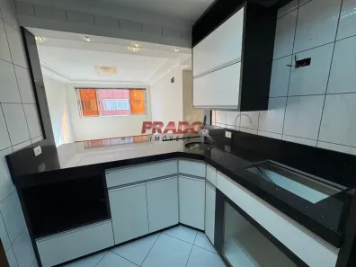 Apartamento com 3 Quartos à venda, 72m² no Parque Residencial Aeroporto, Maringá
