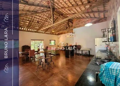 Casa com 5 Quartos para alugar, 200m² no Mateus Leme, Mateus Leme
