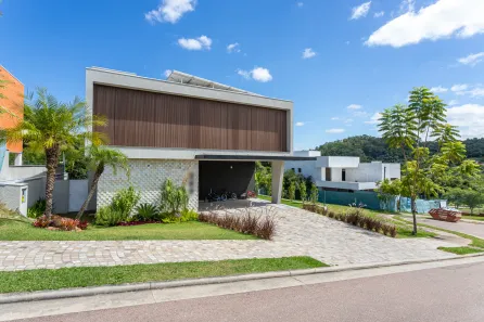 Casa de Condomínio com 4 Quartos à venda, 290m² no Vila Nova, Porto Alegre