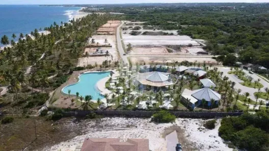 Lote/Terreno à venda, 700m² no Praia do Forte, Mata de São João