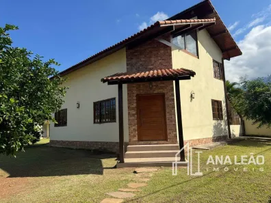 Casa de Condomínio com 3 Quartos à venda, 151m² no Cotia, Guapimirim