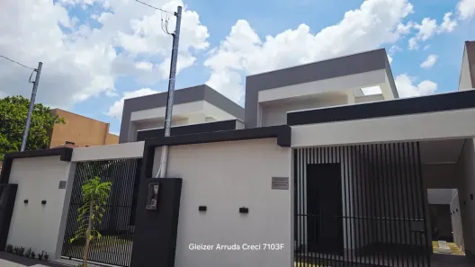 Casa com 3 Quartos à venda, 121m² no Jardim Universitário, Cuiabá