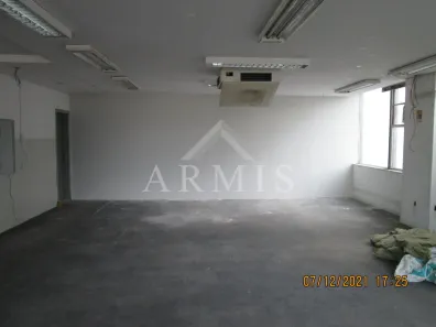 Sala Comercial para alugar, 135m² no República, São Paulo