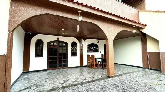 Casa com 2 Quartos para alugar, 83m² no Campo Grande, Rio de Janeiro