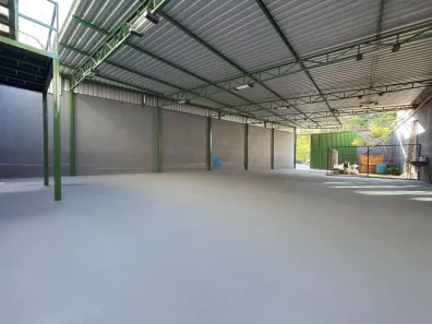 Galpão/Depósito/Armazém para alugar, 330m² no Jardim Vitória, Belo Horizonte