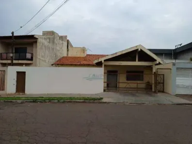 Casa com 3 Quartos à venda, 143m² no Santa Mônica, Londrina
