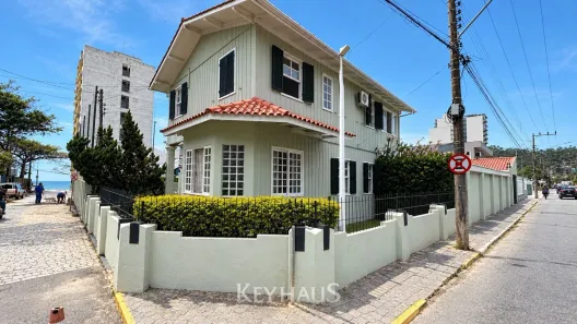 Casa com 4 Quartos para alugar, 200m² no Cabeçudas, Itajaí