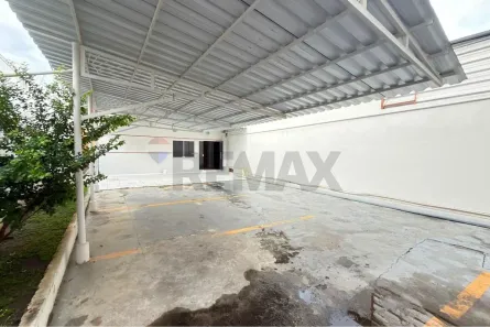 Ponto Comercial para alugar, 120m² no Adrianópolis, Manaus