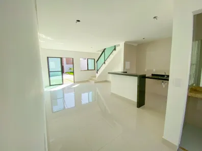 Casa de Condomínio com 3 Quartos à venda, 120m² no Maraponga, Fortaleza