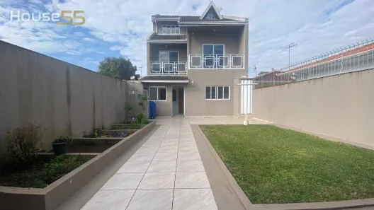 Sobrado com 6 Quartos à venda, 267m² no Boqueirão, Curitiba