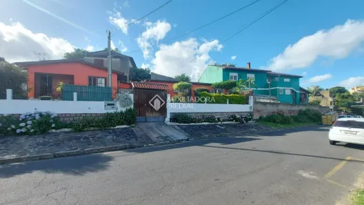 Casa com 6 Quartos à venda, 183m² no Jardim Carvalho, Porto Alegre